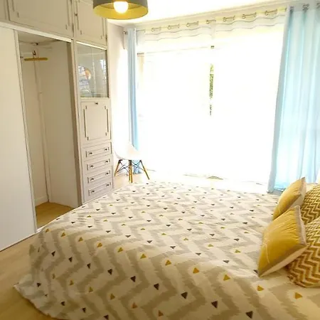 Semesterbostad Terrasse, Jardin,, 80m², Vue Montagne, Wifi, Bureau *
